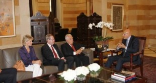 Pr-Minister-Tammam-Salam-meets-Former-Minister-Adnan-Kassar-with-a-Delegation-[1]